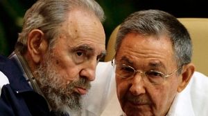 Warm welcome for Fidel Castro at party congress