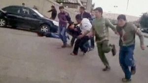 Syrie: Bachar el-Assad envoie des chars et des snipers à Deraa
