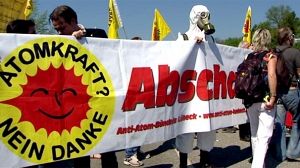 Manifestations contre le nucléaire en Allemagne, en France, au Japon et à Taïwan