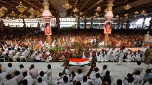 Full state funeral for Indian guru Sai Baba