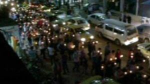 Syrian tanks ‘bombard city residents’