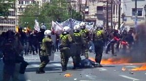 Greeks strike in anger at austerity plan