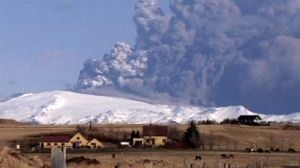 No risk to European flights from Icelandic eruption