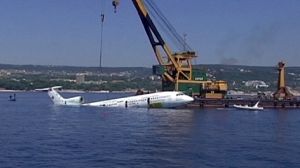 Un avion transformé en récif artificiel