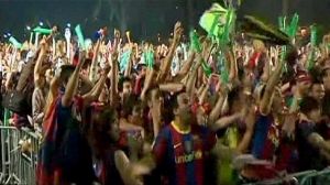 Barcelone, ivre de joie après le sacre du Barça en Ligue des champions