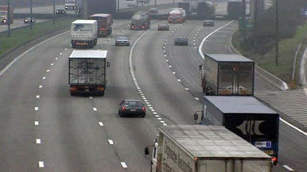 Trucks to pay more to use EU roads