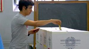 Italy referendums could show anger at Berlusconi
