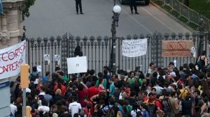 Les “Indignés” veulent s’inviter au parlement catalan