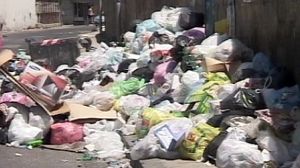 Ordures : la pression monte à Naples contre Silvio Berlusconi