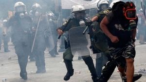 Violence clashes after Greek austerity vote