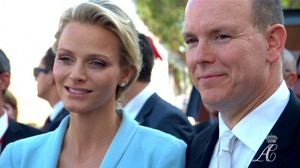 Albert II de Monaco et Charlène Wittstock se disent “Oui”