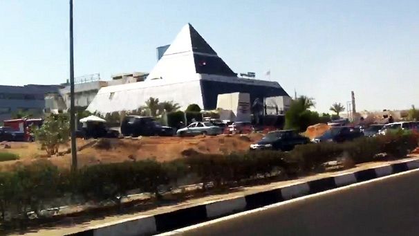 President Mubarak detained in a military hospital