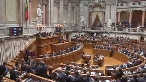 Portugal’s credit rating slashed