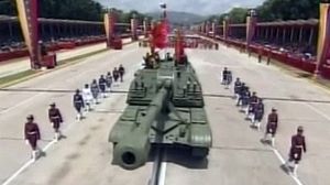 Independence parade goes ahead without Chavez