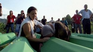 Bosnians mark Srebrenica anniversary
