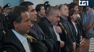 Sept condamnés à perpétuité pour la tuerie de Duisbourg