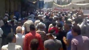 Plus de trente manifestants tués vendredi en Syrie