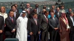 Gaddafi lambasts ‘worthless’ recognition of rebels