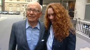 Scandale des écoutes téléphoniques : le chef de Scotland Yard démissionne