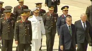 Military leaders in Turkey simultaneously step down