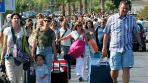 Greek taxi drivers disrupt airport traffic on Crete