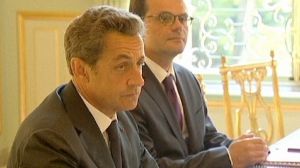 Sarkozy convoque une réunion de crise à Paris
