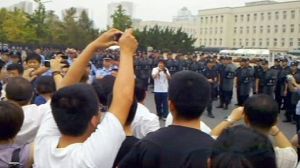 Protest forces China to close chemical plant
