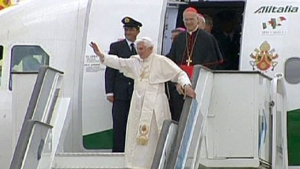 Pope Benedict XVI arrives in Spain