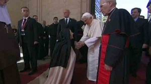 Symbolic El Escorial visit for Pope Benedict