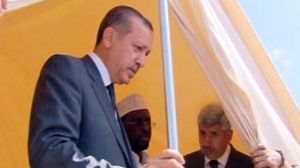 Turkish PM visits famine victims in Somalia