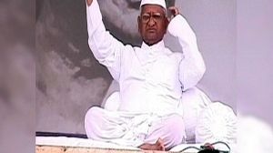 Le combat anticorruption d’Anna Hazare fait réagir New Delhi