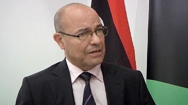 Libyan rebels to honour all legal oil deals