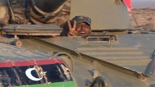 Libya: advance on Gaddafi’s home city