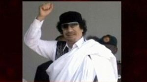 Kadhafi menace d’empêcher l’exploitation du pétrole libyen
