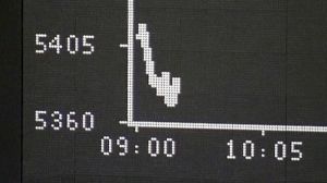 Markets slump on economy and debt fears
