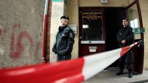 Two men held in Germany over suspected bomb plot