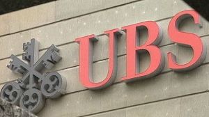 One man arrested in UBS fraud investigation