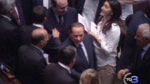 Berlusconi attendu d’urgence au parquet de Naples