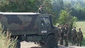 Serbes et KFOR se regardent en chiens de faïence au nord du Kosovo
