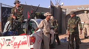 Anti-Gaddafi forces hindered by bad organisation