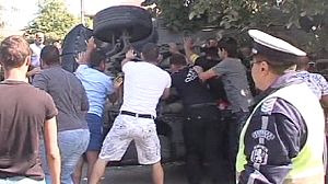 Bulgaria, “caccia ai rom” in un villaggio