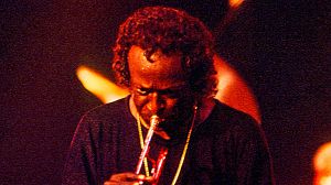 Rétromachine : une légende du jazz s‘éteint