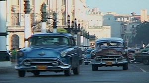Les Cubains ont maintenant le droit d’acheter ou vendre une voiture récente