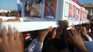 Pro-democracy Bahrainis gather at teenager’s funeral
