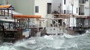 Floods batter coast of Turkey