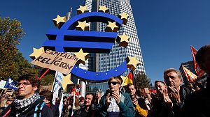Francfort : plus de 5000 “indignés” devant la BCE
