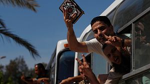 Released Palestinian prisoners arrive in Gaza