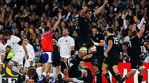All Blacks defeat Les Bleus in Rugby World Cup