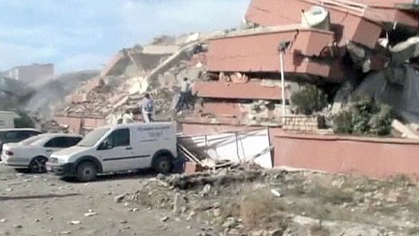 Massive earthquake rocks eastern Turkey‎