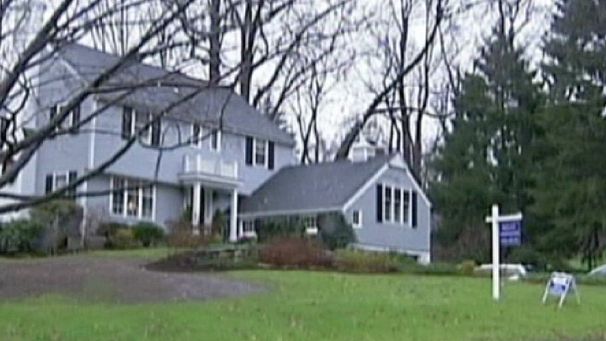 Obama moves to help homeowners
